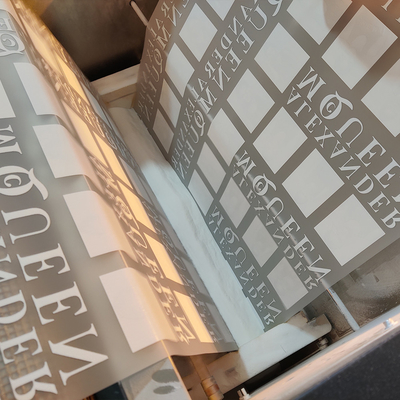Großhandel Transferpapier 60cm 30cm Doppelseitige Matte Dtf-Filmrolle für DTF-Drucker
